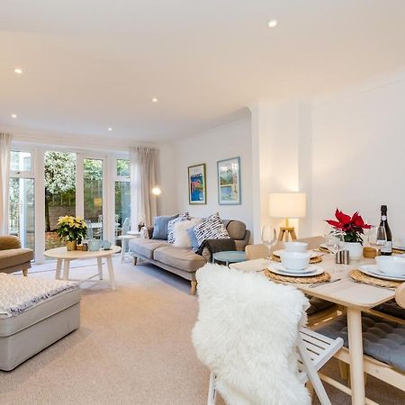 Modern Mews House With Free Parking Space, And Patio By Huluki Sussex Stays Brighton Eksteriør billede