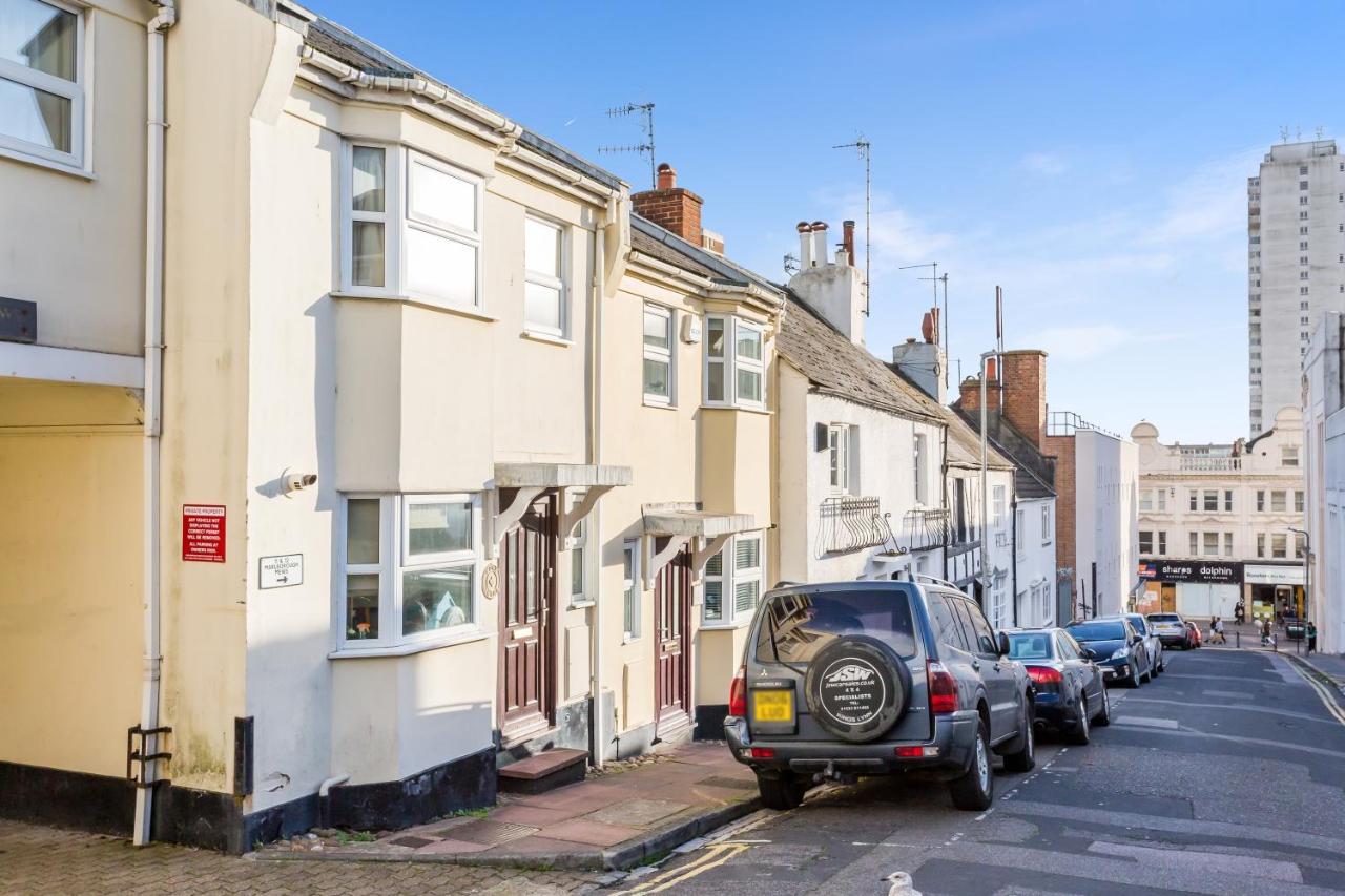 Modern Mews House With Free Parking Space, And Patio By Huluki Sussex Stays Brighton Eksteriør billede